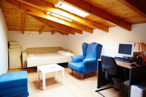 家庭套房 | 高級寢具、書桌、遮光布/窗簾、隔音