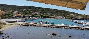 Fotis apartments and house