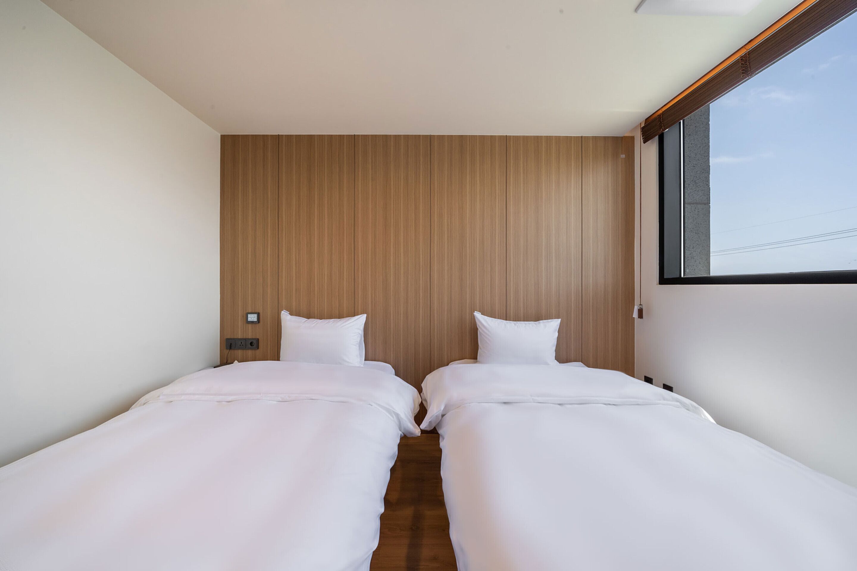 twin room, non smoking | desk, soundproofing, free wifi