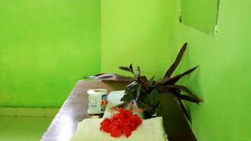 Basic Single Room, 1 Double Bed, Courtyard View