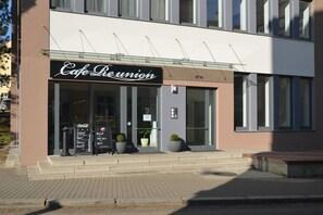 Front of property - Apartments Reunion (Ceská Lípa)