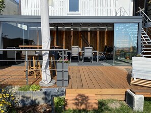Outdoor dining - Enjoy the fantastic view with a fireplace and terrace (St. Andreasberg)