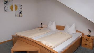 Doppelzimmer | Kostenloses WLAN, Bettwäsche