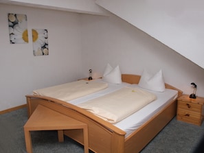 Chambre Double | Wi-Fi gratuit, draps fournis