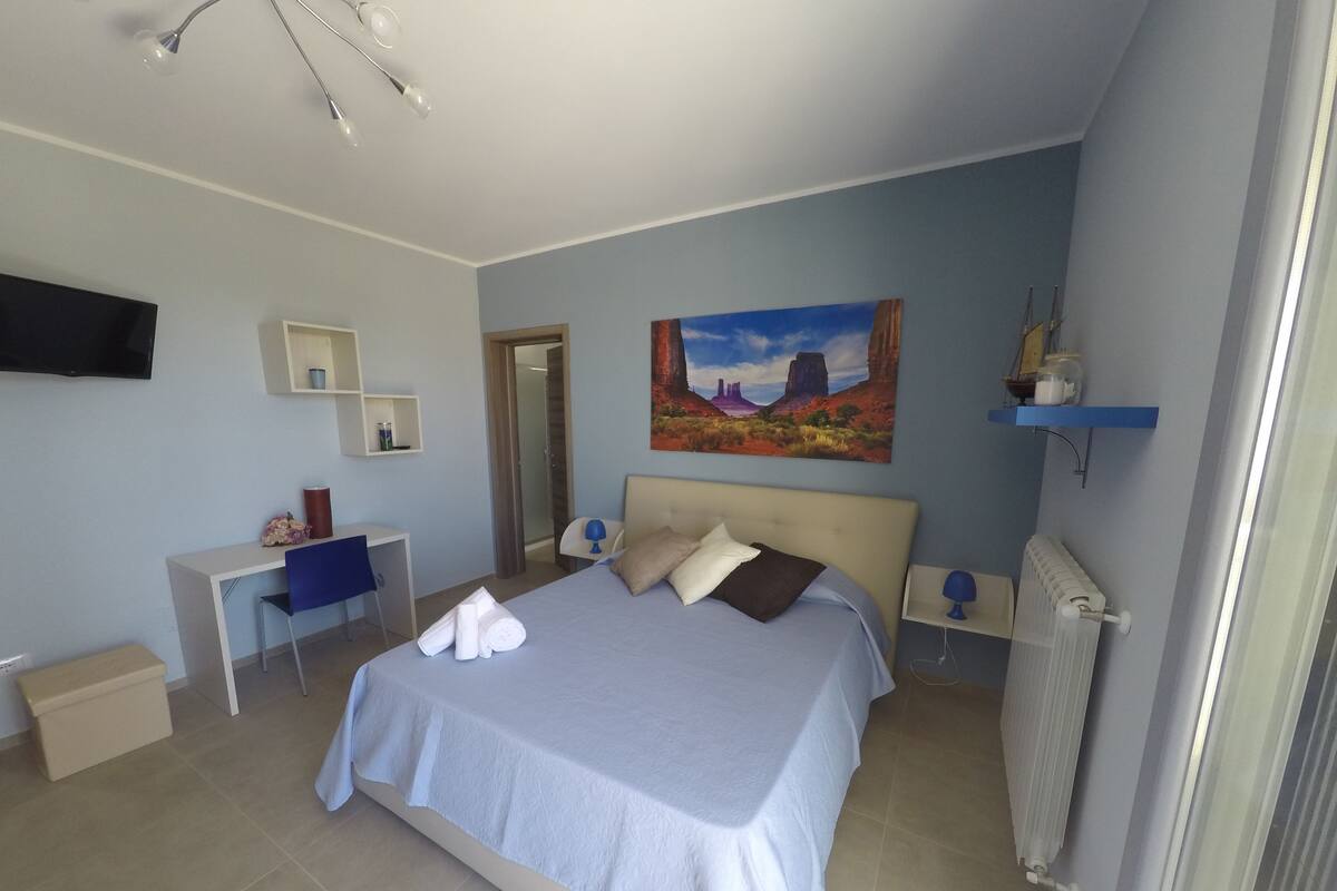 In-room safe, individually decorated, individually furnished, free WiFi