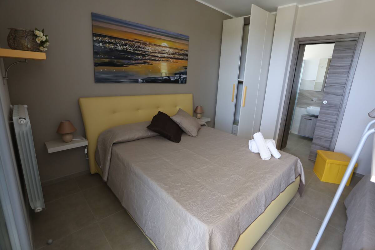 In-room safe, individually decorated, individually furnished, free WiFi