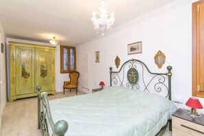 Apartamento, 1 quarto | 1 quarto, ferros/tábuas de passar roupa, berços grátis