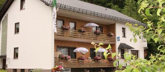 Gasthof - Pension 'Zur Dorfschänke'