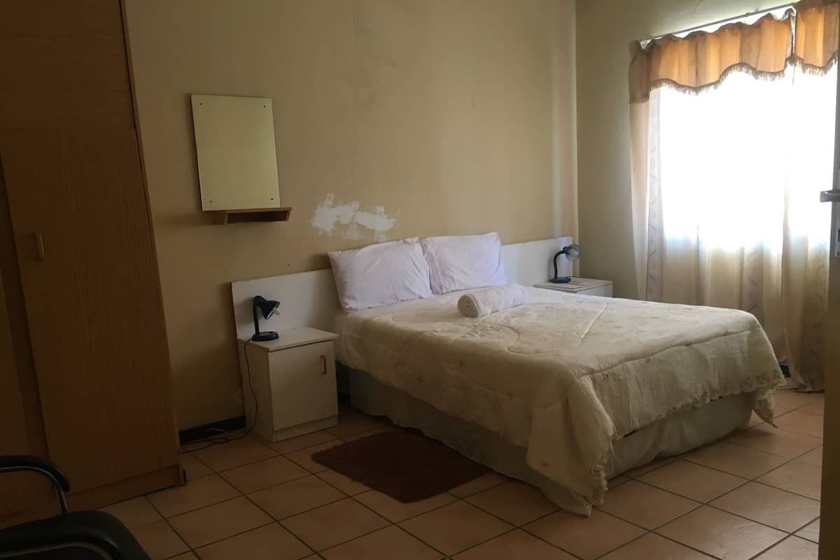 Family Apartment, 2 Bedrooms | Individually decorated, individually furnished, desk, iron/ironing board