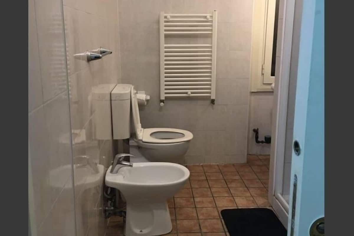 Douche, serviettes fournies