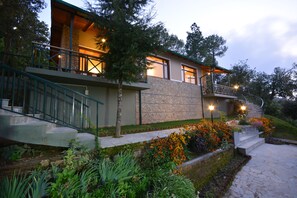 Exterior - Anantrasa Resort (Almora)