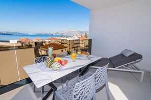 Deluxe Apartment, 1 Bedroom (2nd floor) | Terrace/patio - Villa 23 (Okrug)
