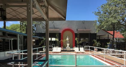 Hotel Stone House
