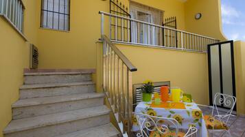 EntrĂ©e de lâhĂ©bergement