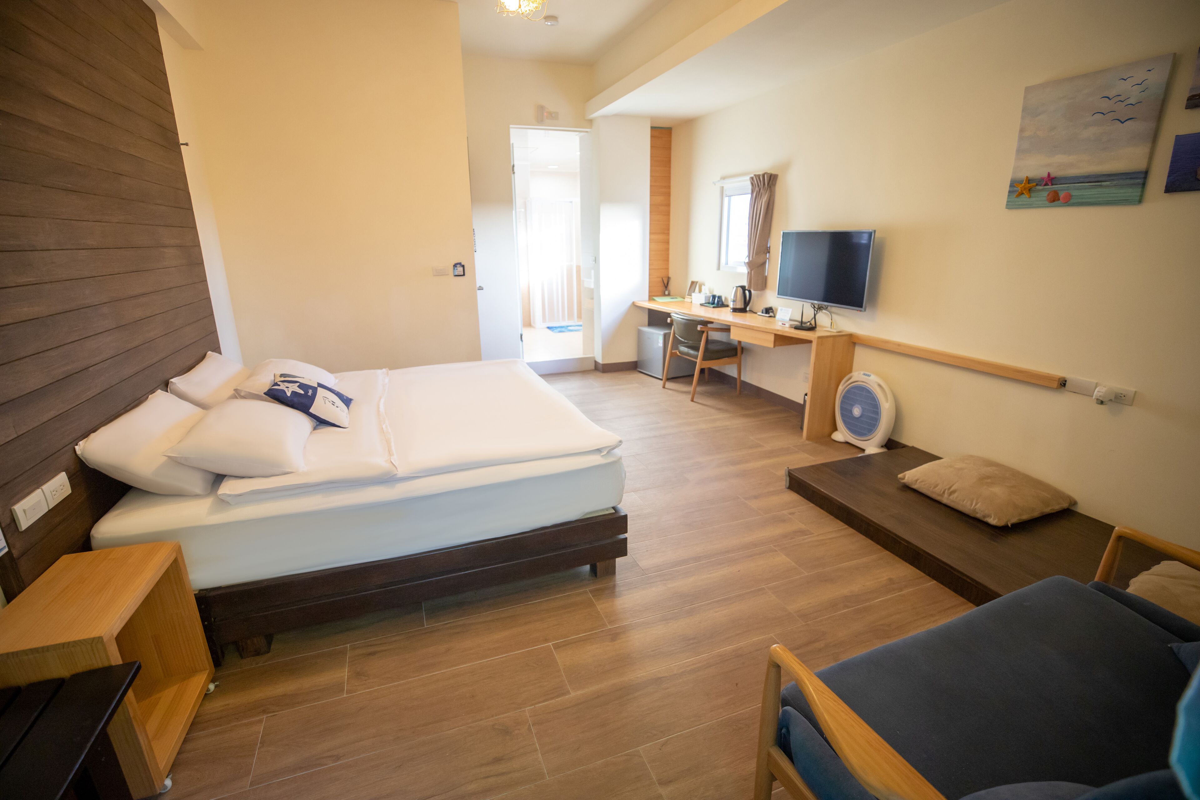 Bureau, rideaux occultants, lits pliants/supplémentaires, Wi-Fi gratuit