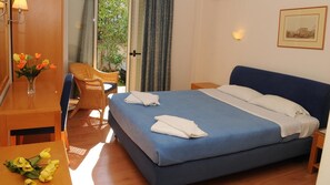 Double Room | Soundproofing, iron/ironing board, free cots/infant beds, rollaway beds - Hotel Pantheon (Markopoulo Mesogaias)