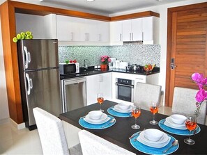Fridge, microwave, stovetop, electric kettle