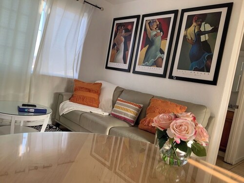 ☆The Best☆ AC/WiFi/Free Parking/Bikes/Netflix