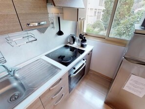 Kühlschrank, Mikrowelle