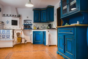 Villa, Mehrere Betten, Blick auf den Weinberg | Eigene Küche | Kühlschrank, Mikrowelle