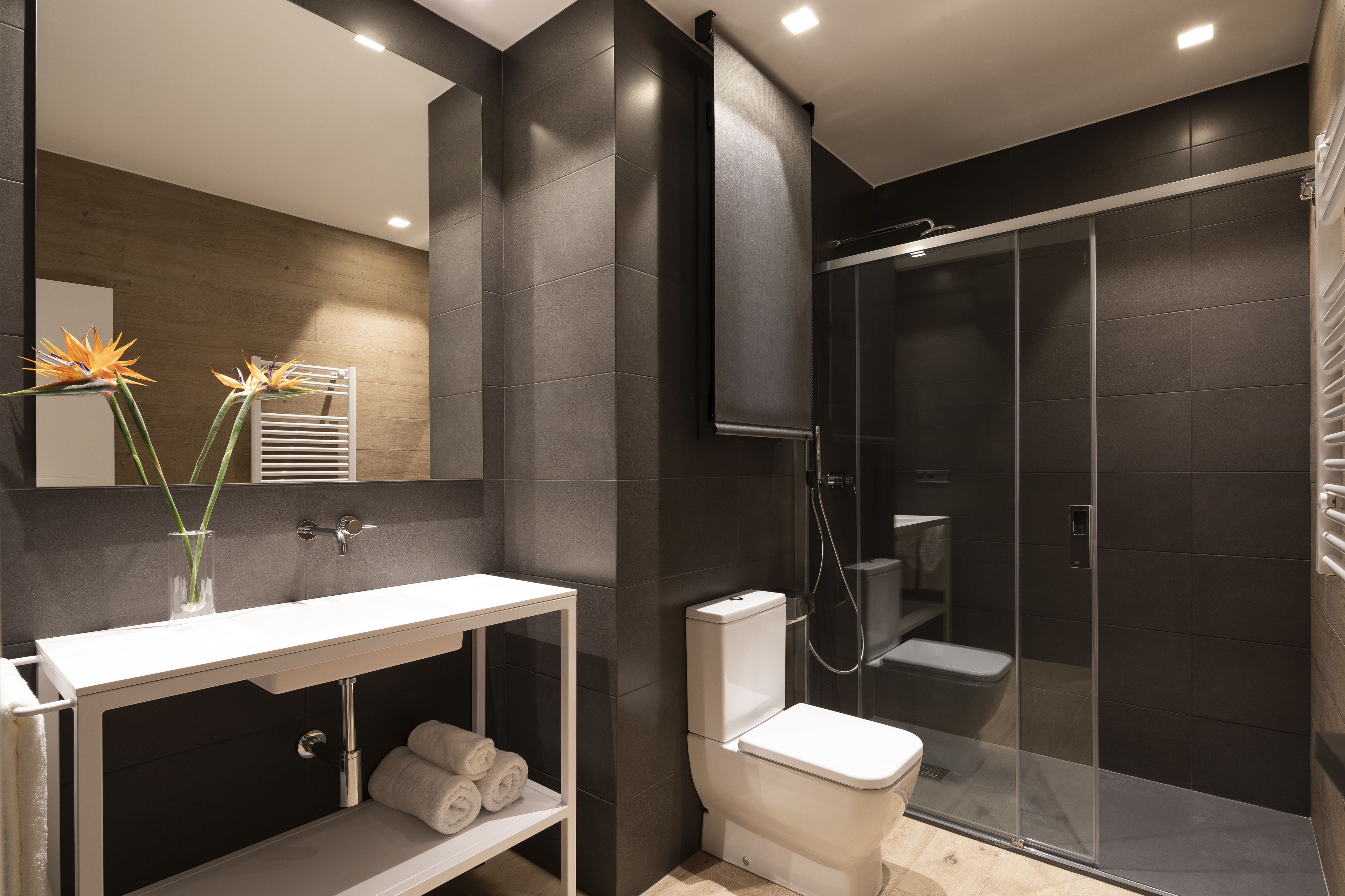 Design-Apartment, 2 Schlafzimmer | Badezimmer | Dusche, kostenlose Toilettenartikel, Haartrockner, Handtücher