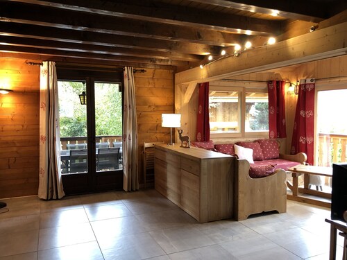 Chalet plein sud avec vue sur la vallée du giffre