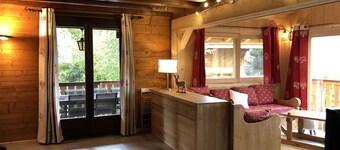 Chalet plein sud avec vue sur la vallée du giffre