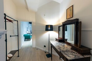 Family Studio Suite, Annex Building | In-room safe, desk, cribs/infant beds, free WiFi - Il Tesoro Smart Suite & Spa (Naples)