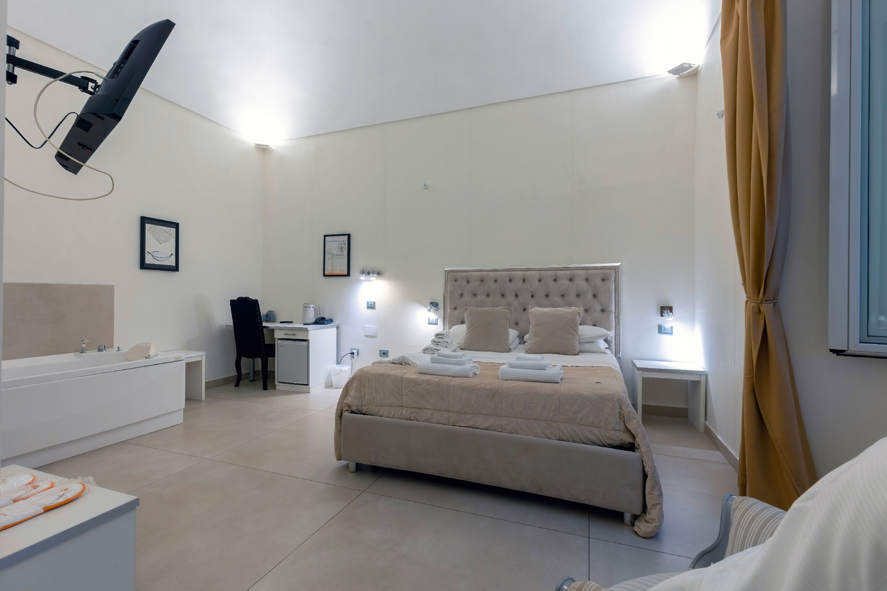 Traditional Suite, Jetted Tub | In-room safe, desk, free WiFi, bed sheets