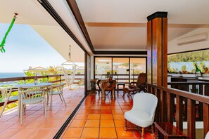 Interior - RENT4REST SESIMBRA 4BDR OCEAN VIEW AND PRIVATE POOL VILLA (Sesimbra)