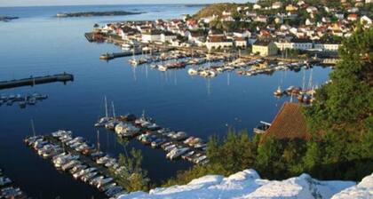Idyllic southern country house in Risør