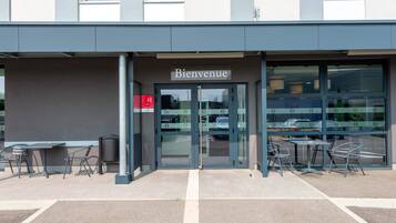 Entrée de l’hébergement