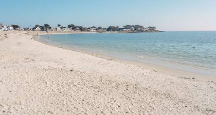 Cozy Carnac Beachside House - 2 Rooms, Terrace, Parking, Pet-Friendly