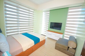 Exclusive Double Room, 2 Bedrooms, Accessible, Pool Access | 1 bedroom, in-room safe, individually furnished, blackout curtains