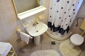 Penthouse | Bathroom