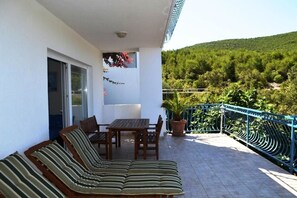 Apartment, 1 Bedroom | Terrace/patio