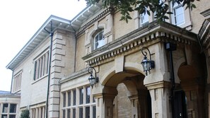 Exterior - Potterspury House (Towcester)
