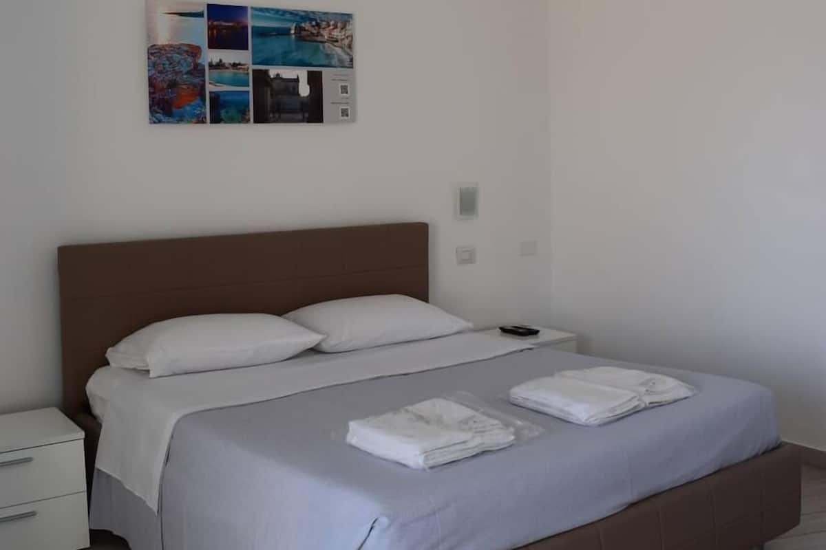 Minibar, desk, free cots/infant beds, free WiFi
