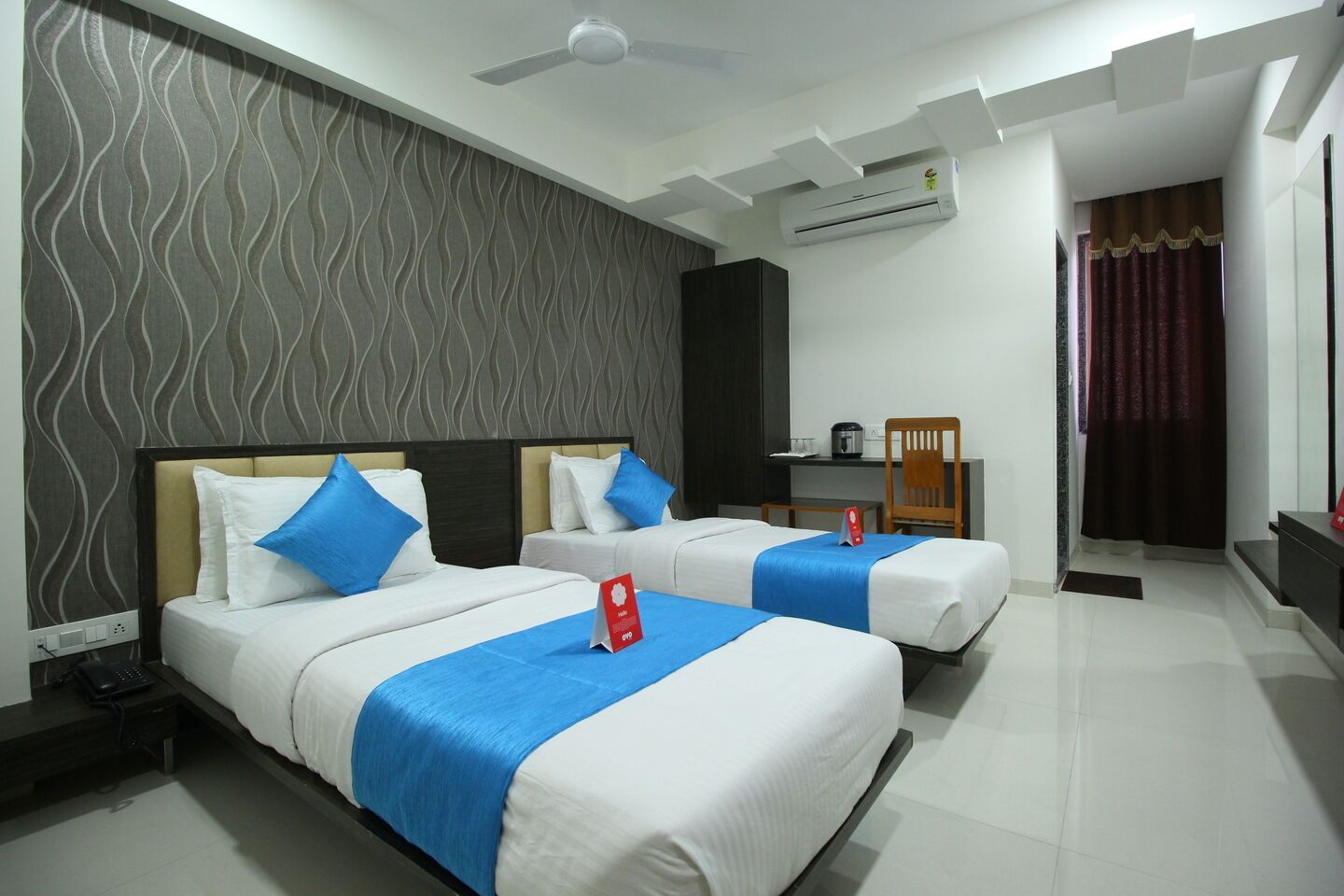 Executive Double Room | Memory foam beds, individually decorated, desk, free WiFi