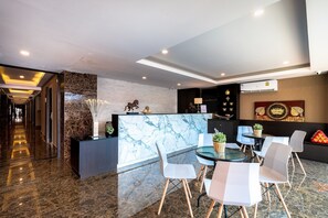 Lobby - Sound at sleep Hotel (Bangkok)