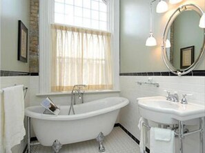 Standaard tweepersoonskamer, en-suite badkamer (Queen Mary) | 1 slaapkamer