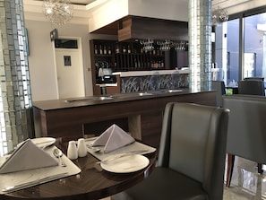 Breakfast, lunch and dinner served - Prestige Hotel (Francistown)