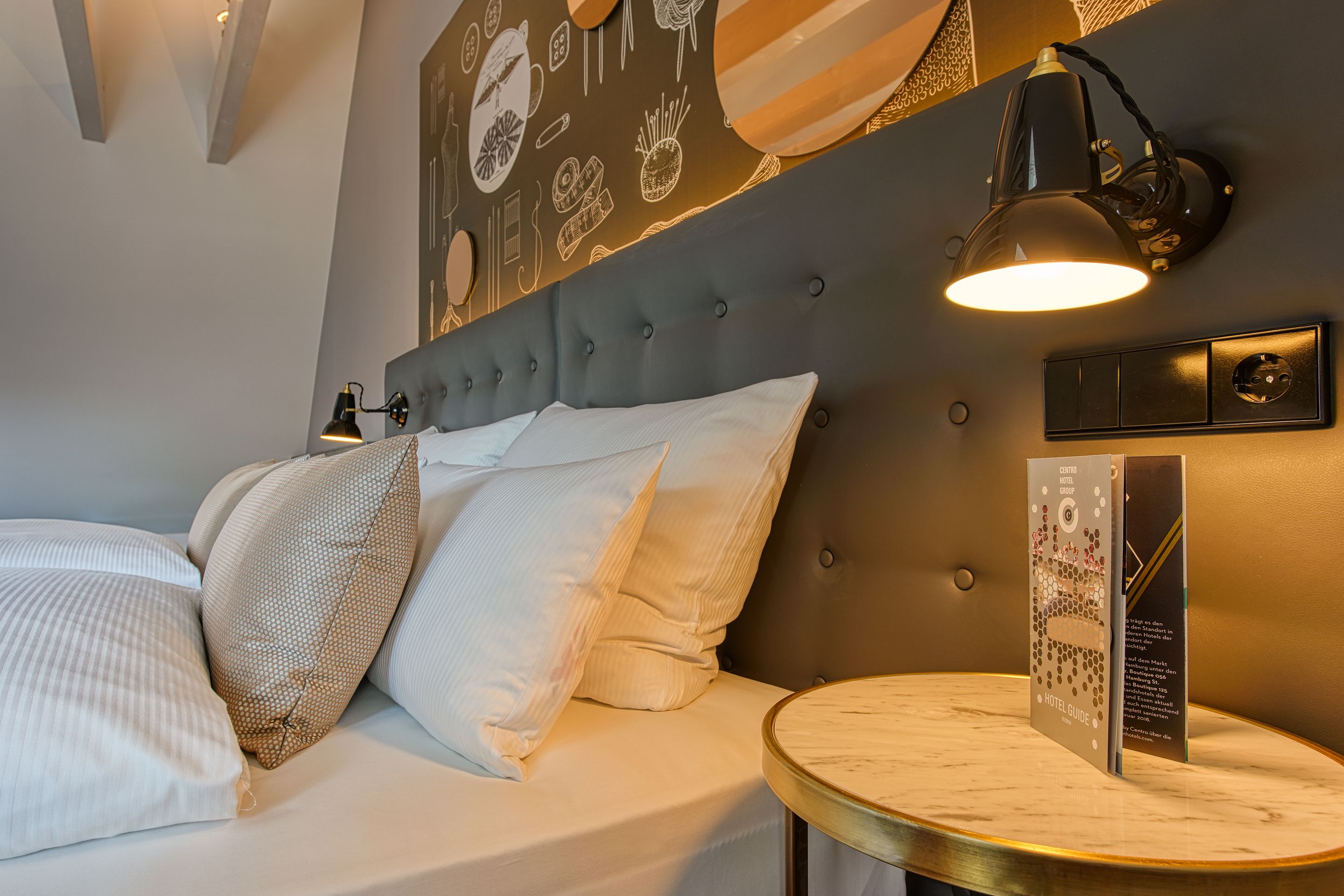 in-room safe, desk, laptop workspace, blackout curtains