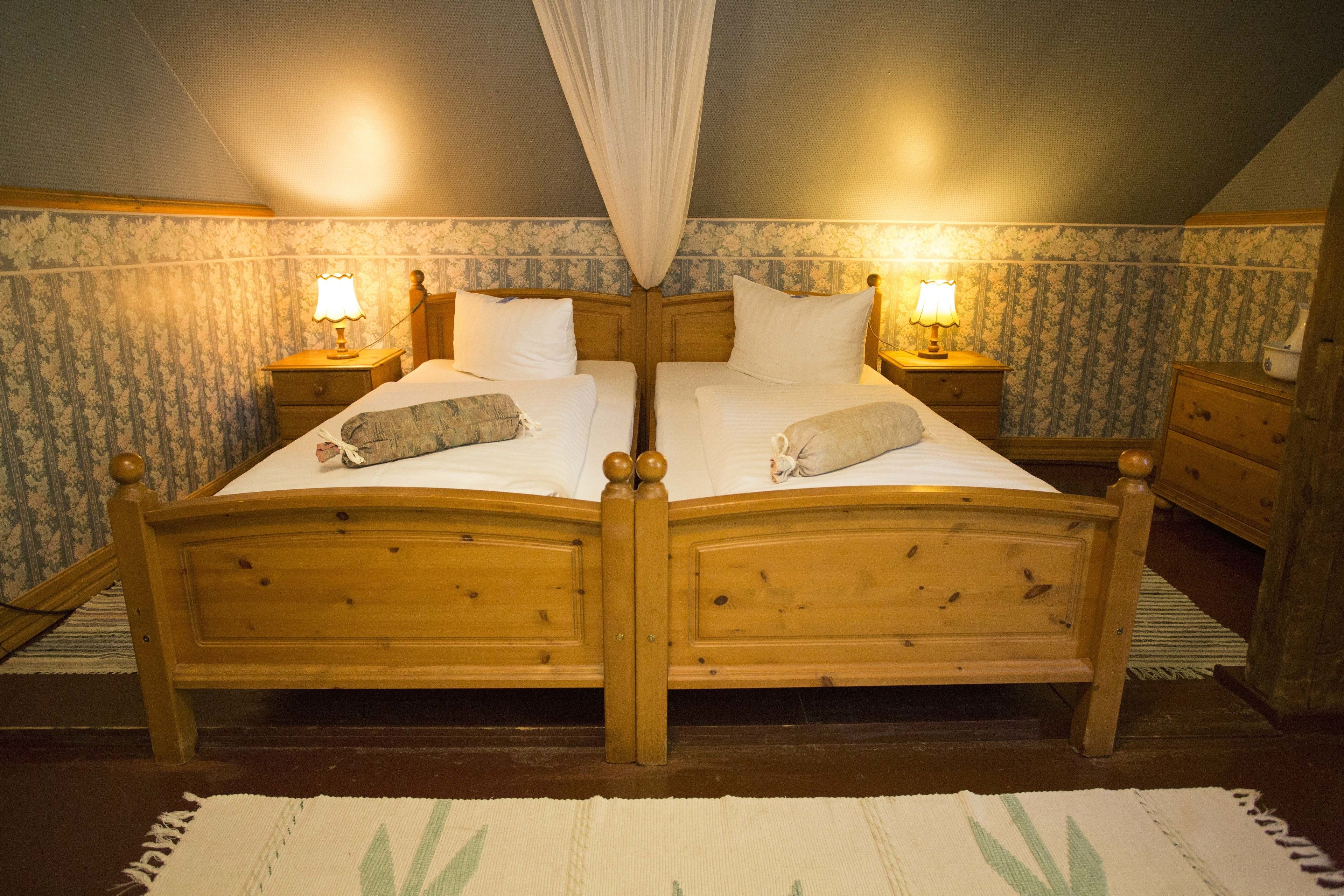 room (große kolonistenzimmer) | 1 bedroom, desk, free wifi, bed sheets