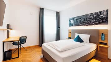 Perushuone (Eco M) | Työpöytä, ilmainen Wi-Fi, vuodevaatteet