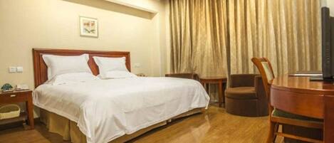 In-room safe, free WiFi