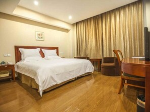 In-room safe, free WiFi - GreenTree Inn Beijing Shunyi District South Shiyuan Street Express Hotel (Shunyi)
