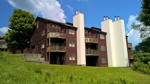 Condo, 3 Bedrooms | Exterior - Kettlebrook - 2 Br Condo (Ludlow)