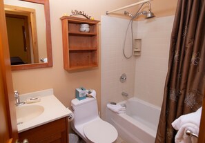 Condo, 3 Bedrooms | Bathroom | Towels - Kettlebrook - 2 Br Condo (Ludlow)