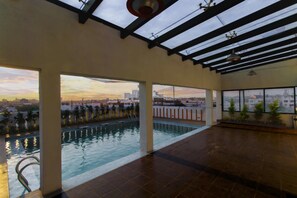 Outdoor pool, pool umbrellas